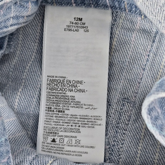 Levi's Baby 12M Light Wash Pinstripe Denim Shortall Overalls - Picture 4 of 4